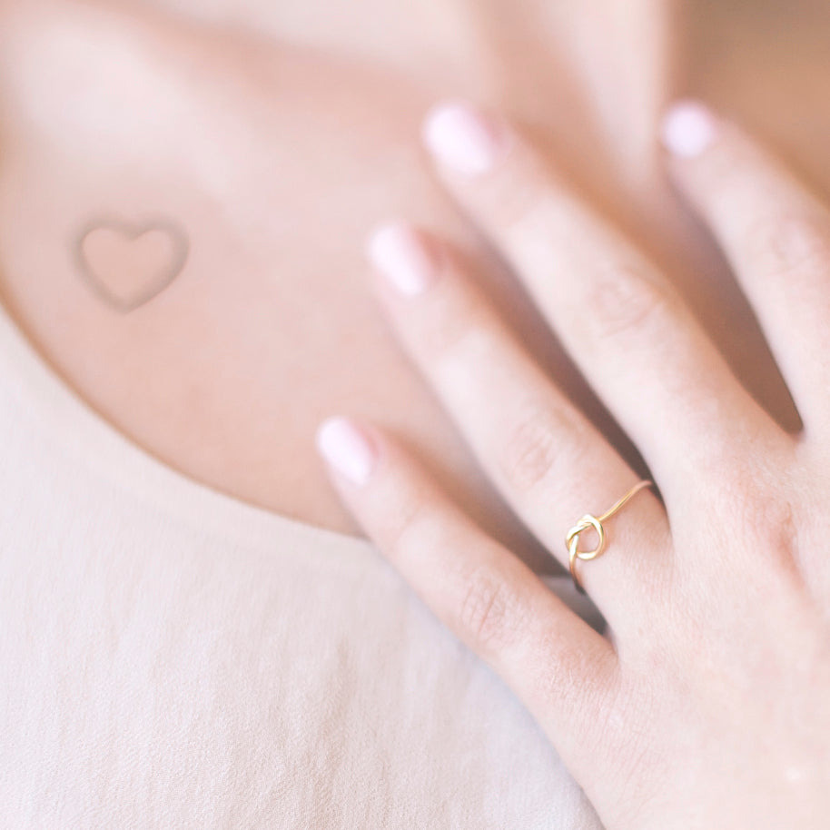 Simple Knot Stacking Ring - Favor Jewelry