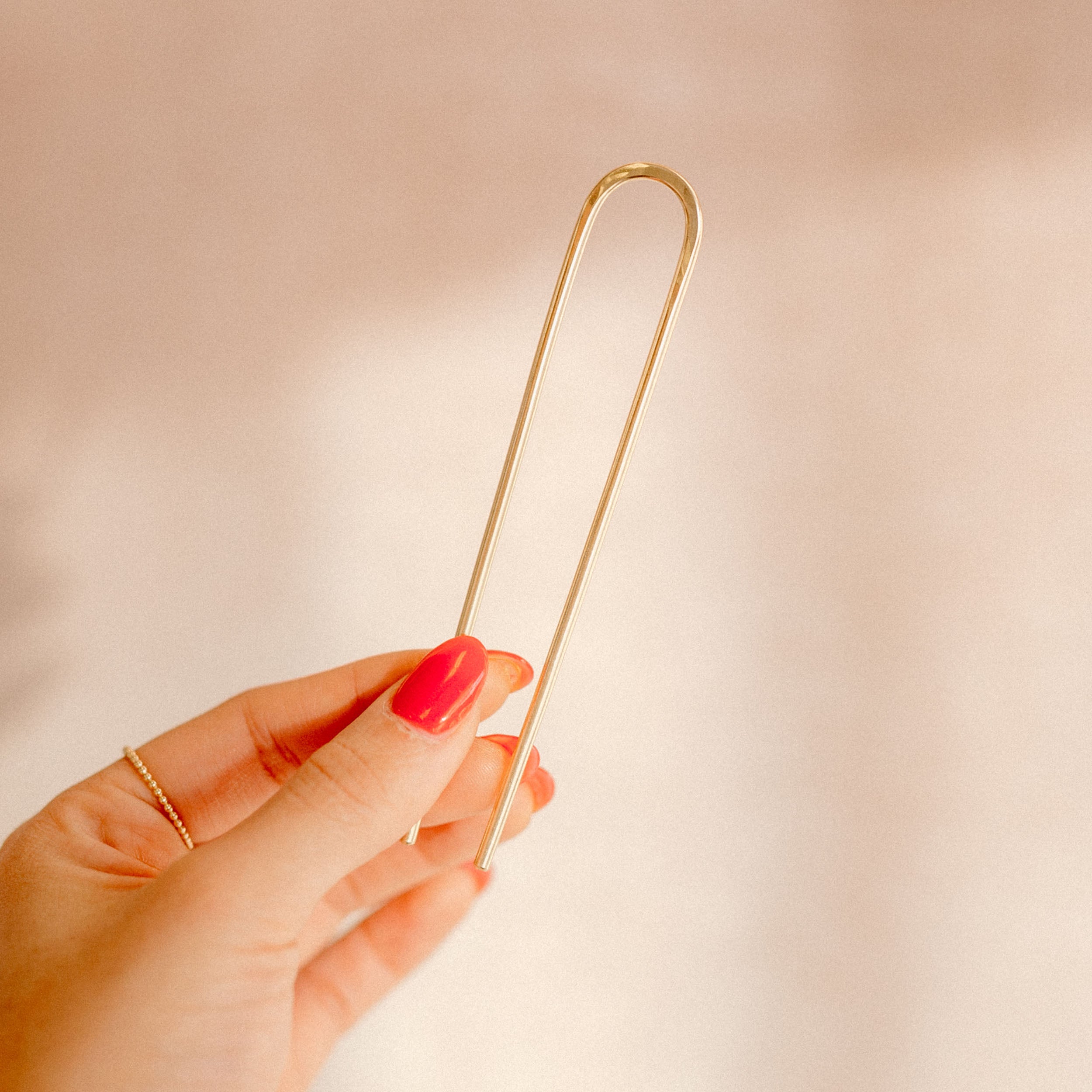 Minimal Arch Hair Pin - Favor Jewelry