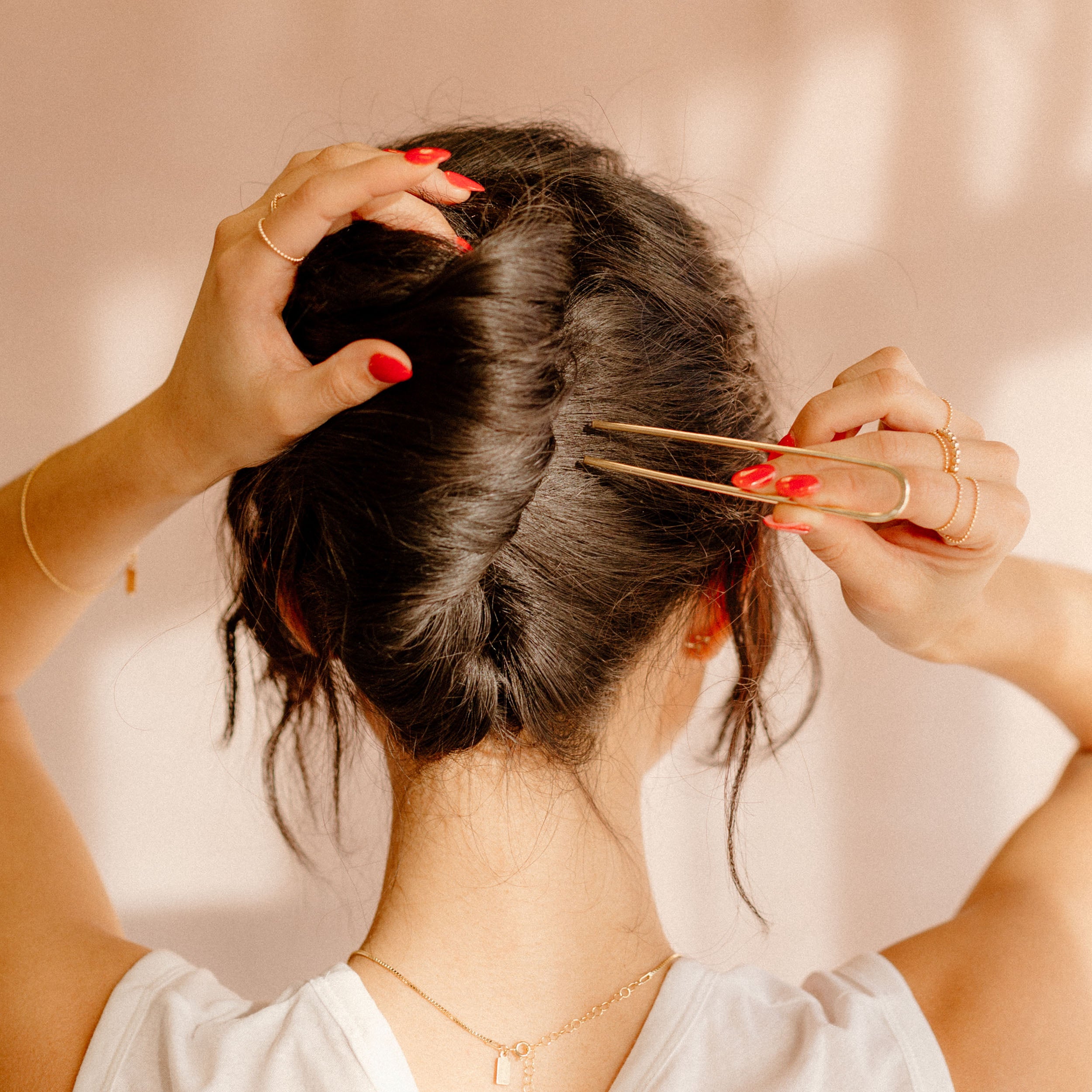 Minimal Arch Hair Pin - Favor Jewelry