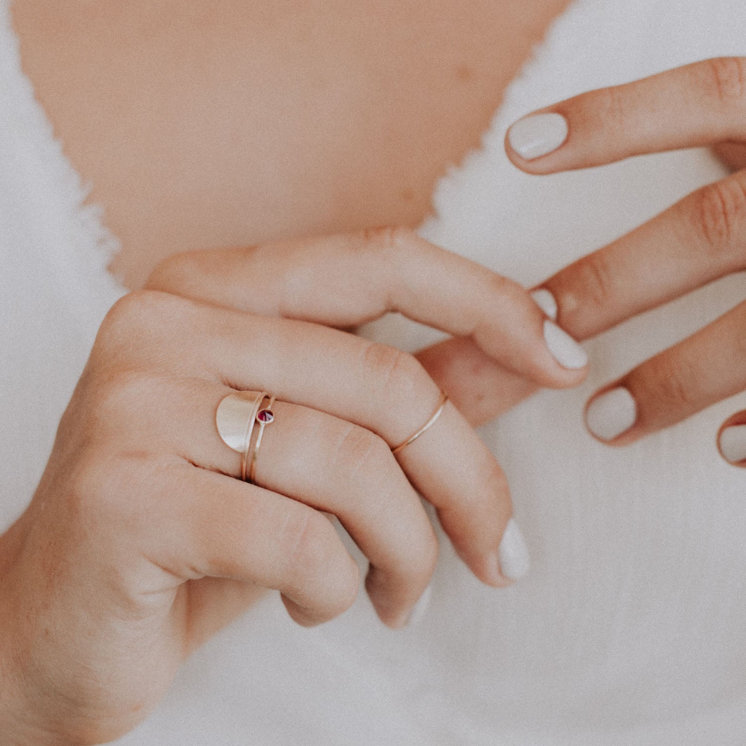 Lightweight Halo Stacking Ring