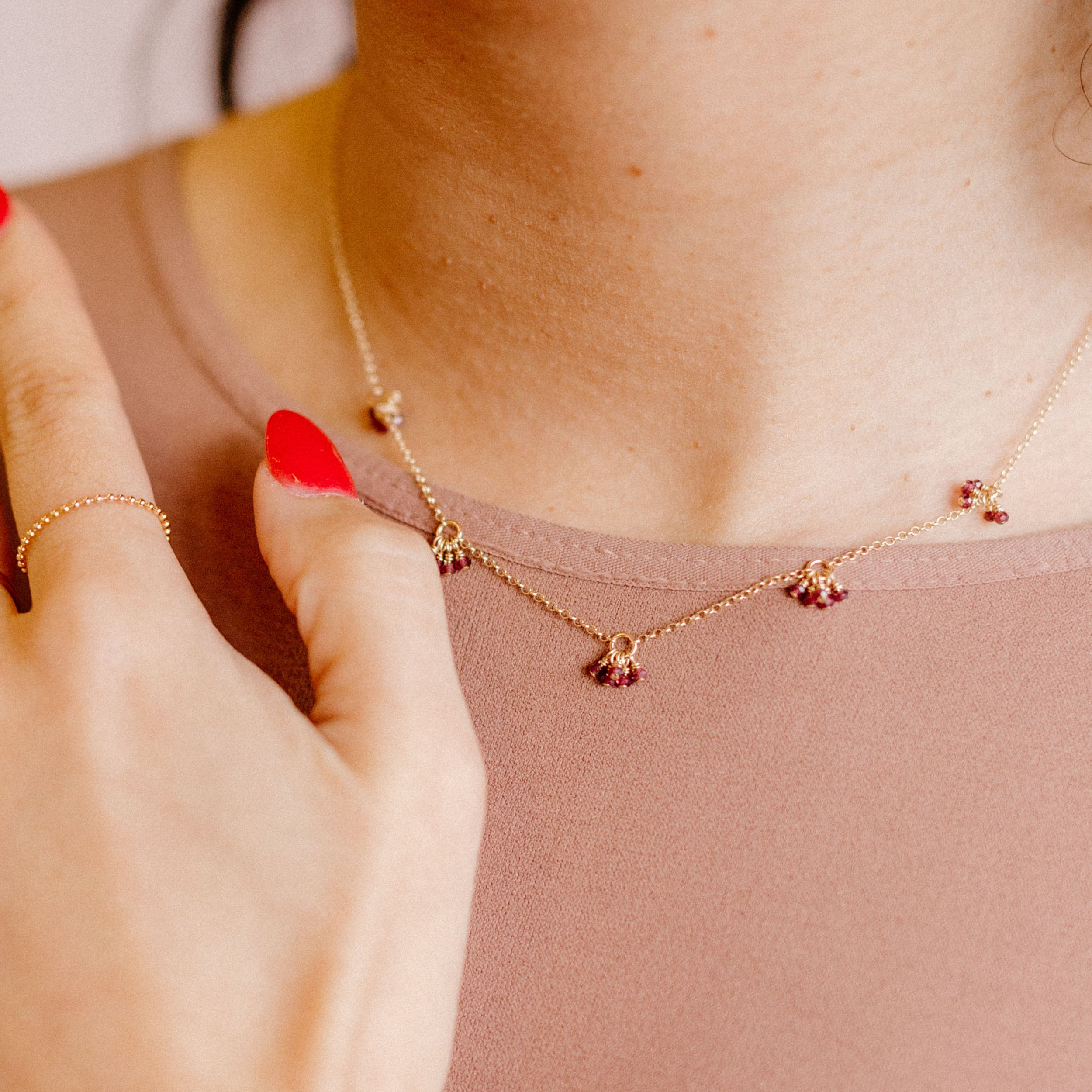 Garnet Gemstone Mimic Necklace - Favor Jewelry