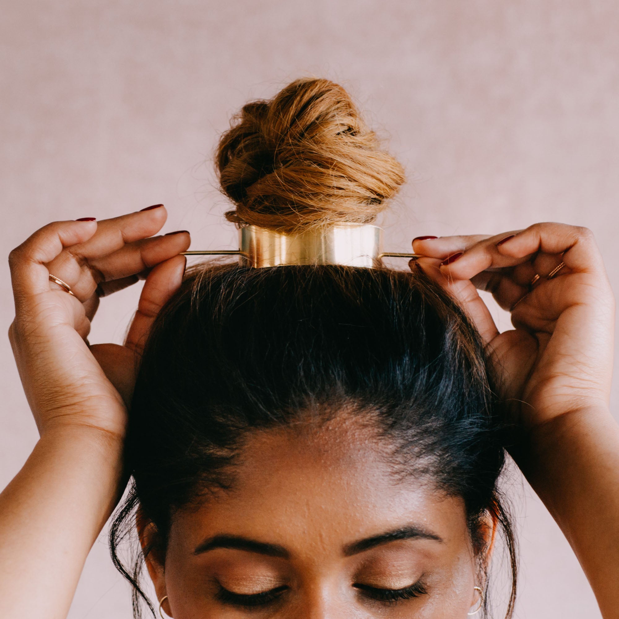 Top shop knot toupee